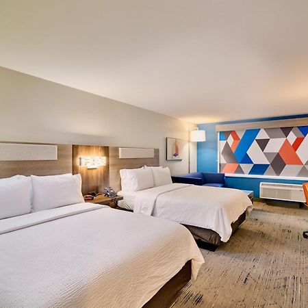 Holiday Inn Express & Suites Diamond By Ihg Stubbs Exterior foto